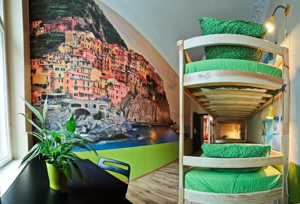 Poco Loco Hostel Poznan Bagian luar foto