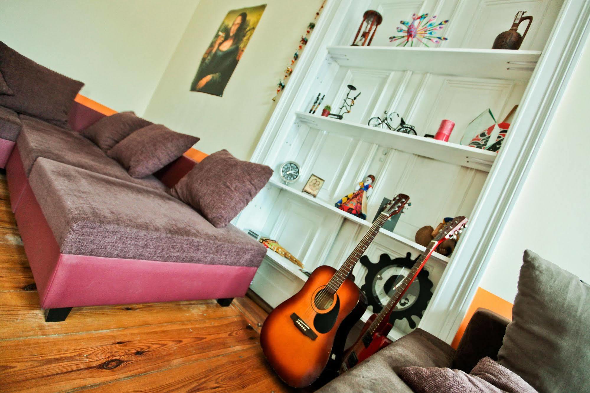 Poco Loco Hostel Poznan Bagian luar foto